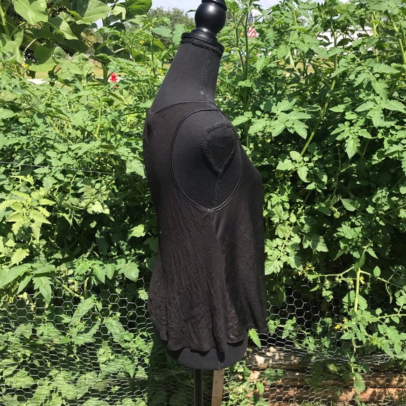 Black and gold tank top, size Small - Picture 6 of 9